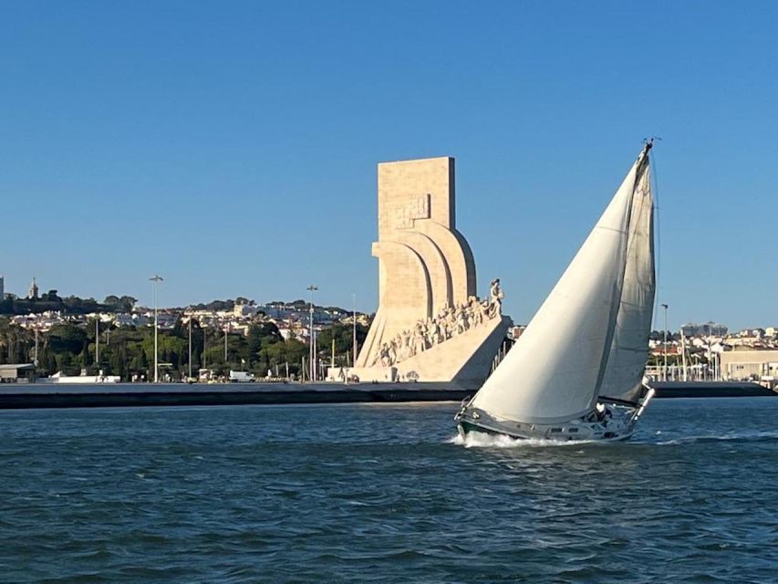 Lisbon: Private Sailing City & Sunset Tour - Wine, comfort, and what to bring