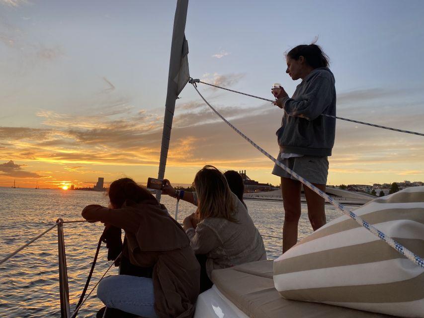 Lisbon: Private Tagus River Sunset Cruise on a Luxury Boat - Key points at a glance