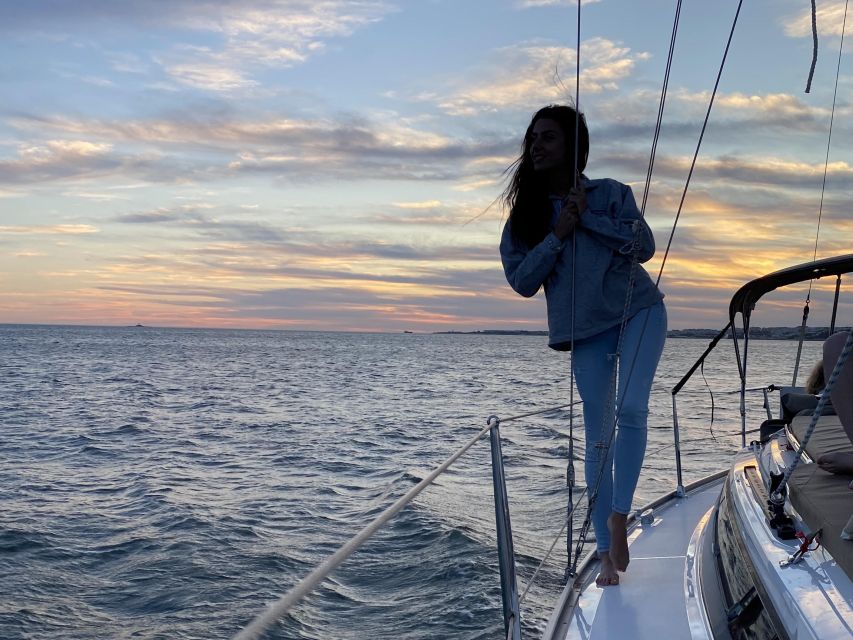 Lisbon: Private Tagus River Sunset Cruise on a Luxury Boat - The sunset return to Doca do Bom Sucesso
