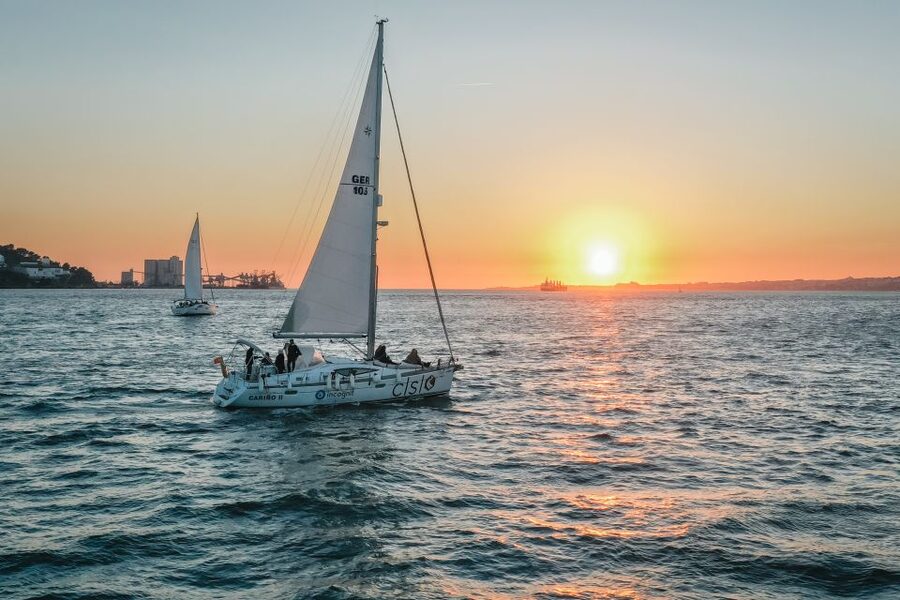 Lisbon: Private Tagus River Yacht Tour - Looking across to King Christ