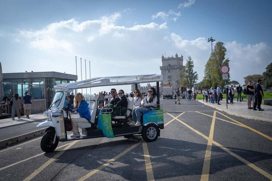 Lisbon: Private Tuk Tuk Tour with Optional Boat Cruise - Comfort, weather, and the small vehicle tradeoff
