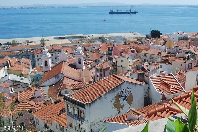 Lisbon - Private Vintage Tuk Tour with Hotel Pickup - Vintage tuk or enclosed buggy: what to expect