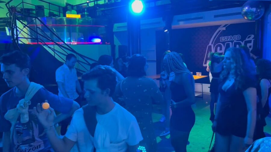Lisbon Pub Crawl: Unlimited Drinks, Shots & V.I.P Club Entry - Starting at Miradouro de São Pedro de Alcântara