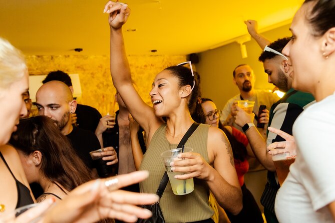 Lisbon: Pub Crawl with Open Bar, Shots & VIP Club Entry - Who should book this Lisbon night out?
