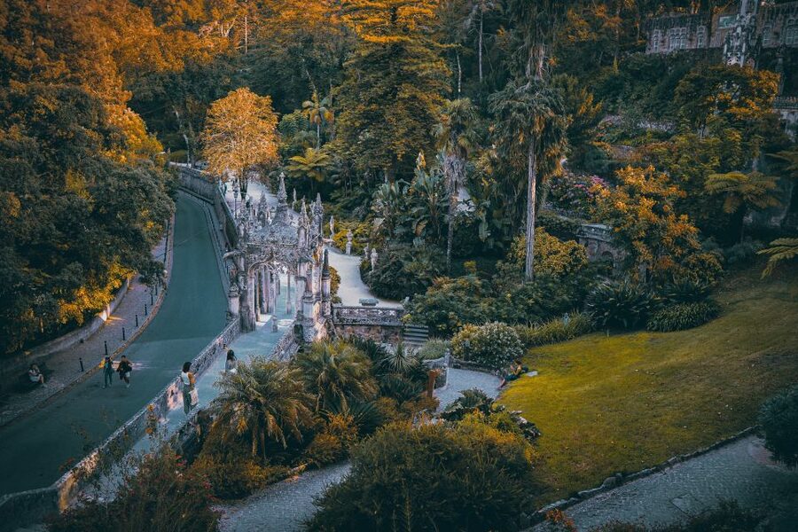 Lisbon: Regaleira, Sintra, Cape Rock & Cascais Day Trip - Exploring Sintra before lunch