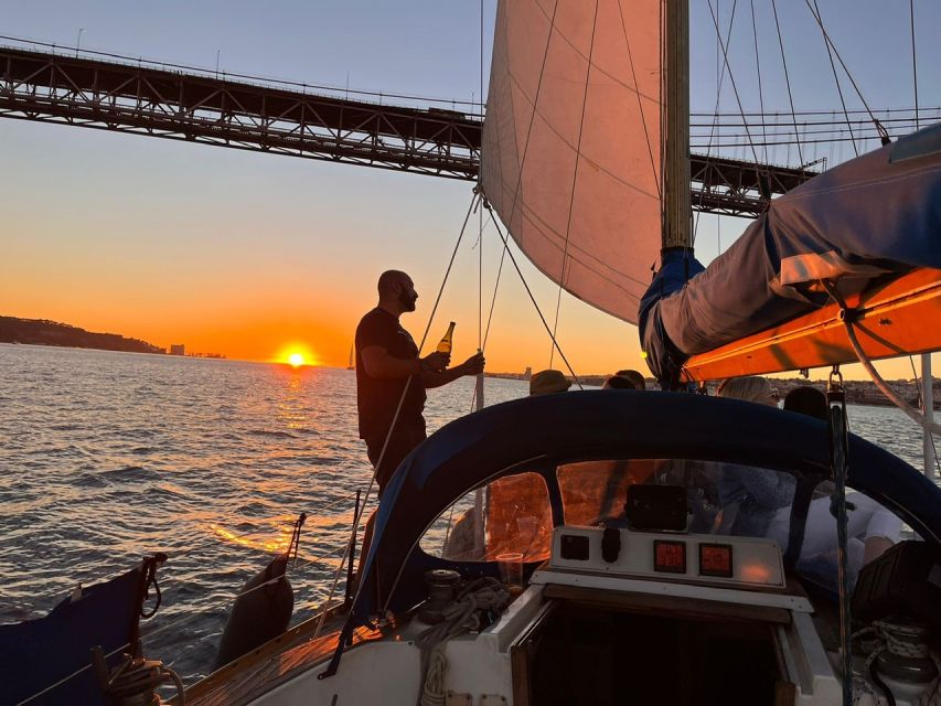 Lisbon: Sailboat Sunset Tour with a Drink - Practical details before you book