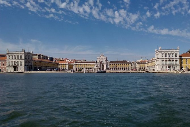 Lisbon Sailing Tour: 2-Hour Cultural Scenic Cruise with Wine - Leaving Doca de Belém and settling into the cruise