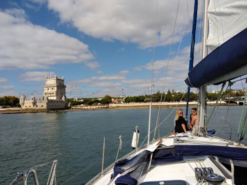 Lisbon: Sailing Tour with Wine and Snacks - White wine, beer, snacks, and the social mood