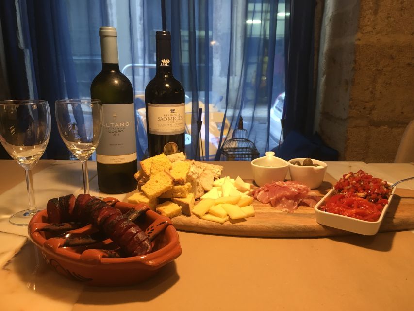Lisbon: Segway Food Tour of Alfama and Old Town Lisbon - Praça da Figueira closes the loop