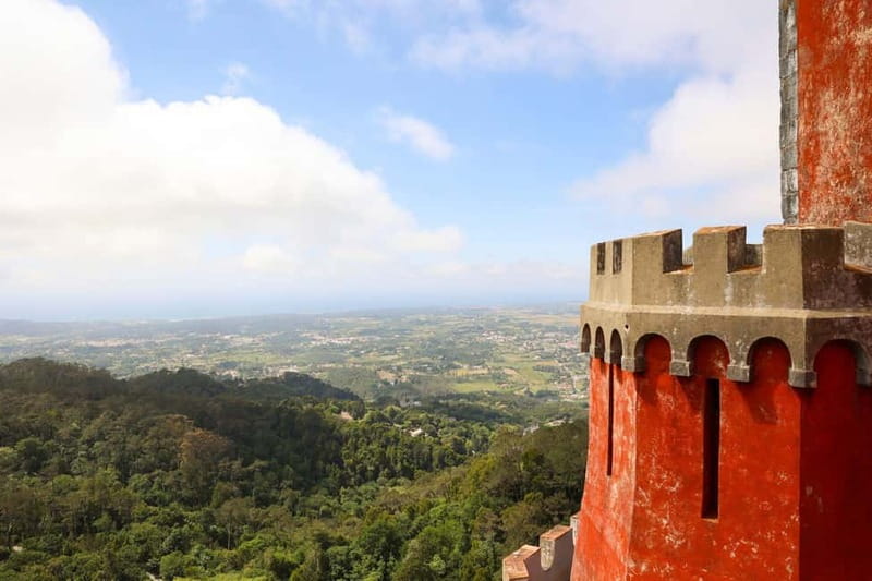 Lisbon: Sintra, Pena, Cascais & Cabo Day Tour with Tickets - Guincho adds wind, sand, and open Atlantic space