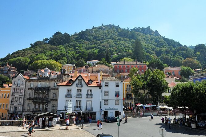 Lisbon: Sintra, Pena Palace, Cape Roca & Cascais - Guided Tour - Why this makes sense as a Lisbon day trip