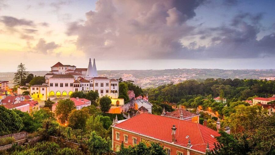 Lisbon: Sintra, Pena Palace, Quinta Regaleira, Cascais Tour - Sintra Village and the National Palace