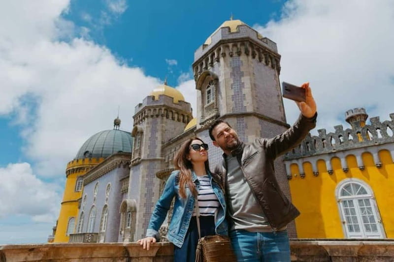 Lisbon: Sintra Tour with Optional Regaleira & Pena Gardens - Sintra’s old center and the first taste of the town