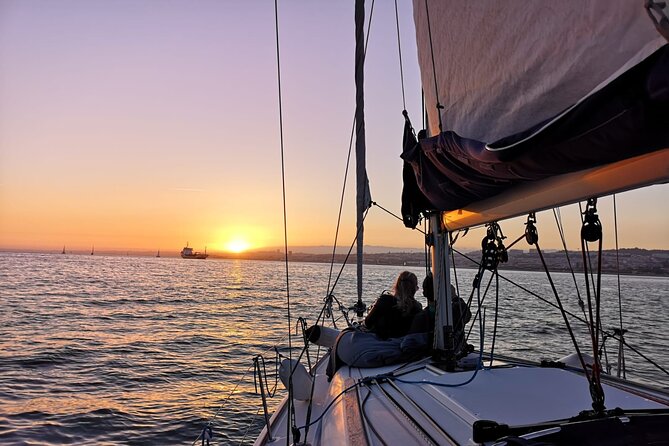 Lisbon Small Group 2h Sunset Sailing- Live Commentary & a Drink - How the crew affects the evening
