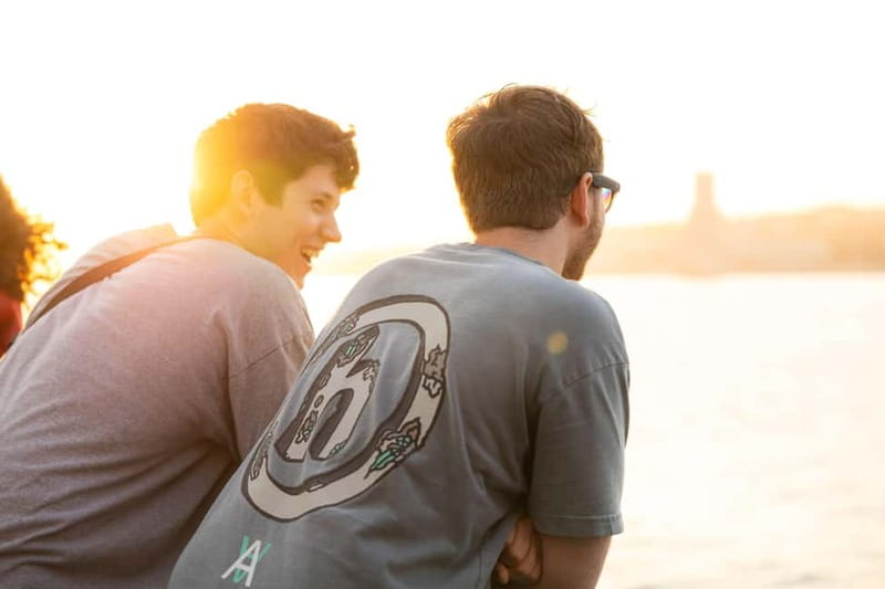 Lisbon: Sunset Boat Tour with Music and Drinks - A Sunset Cruise With a Party Feel