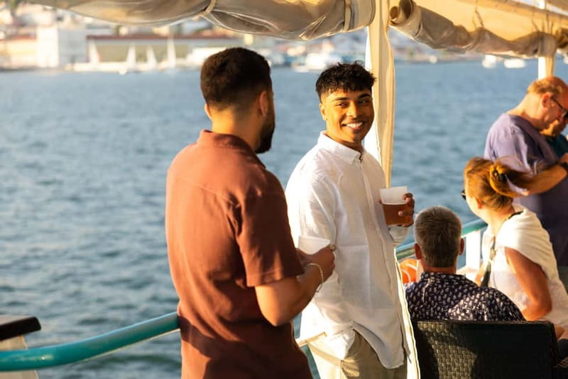 Lisbon: Sunset Boat Tour with Music and Drinks - Timing, Weather, and Seasonal Comfort