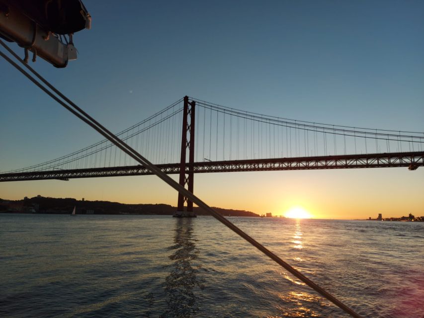 Lisbon: Sunset Catamaran Cruise with Drinks - Is $42 a fair price?