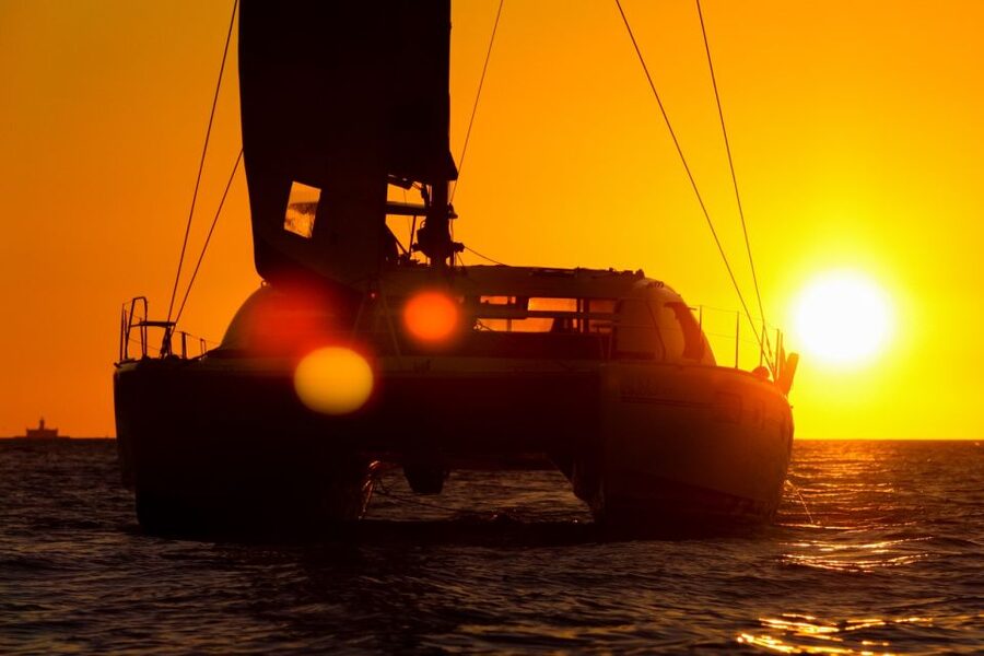 Lisbon: Sunset Cruise With Drinks on Spacious Yacht - Booking advice and final call