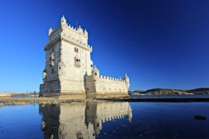 Lisbon Sunset Sailing Tour with White or Rosé Wine and Snacks - Key points to know before you sail