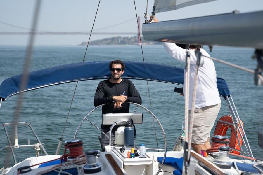 Lisbon: Sunset Sailing with Portuguese Wine and History - What the sunset is really like