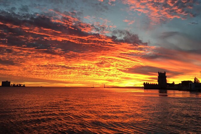Lisbon Sunset Sailing with Portuguese Wine and History - Why sailing the Tagus changes your view of Lisbon