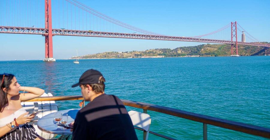 Lisbon: Tagus River Boat Tour with One Drink Included - Commerce Square and Alfama from the river