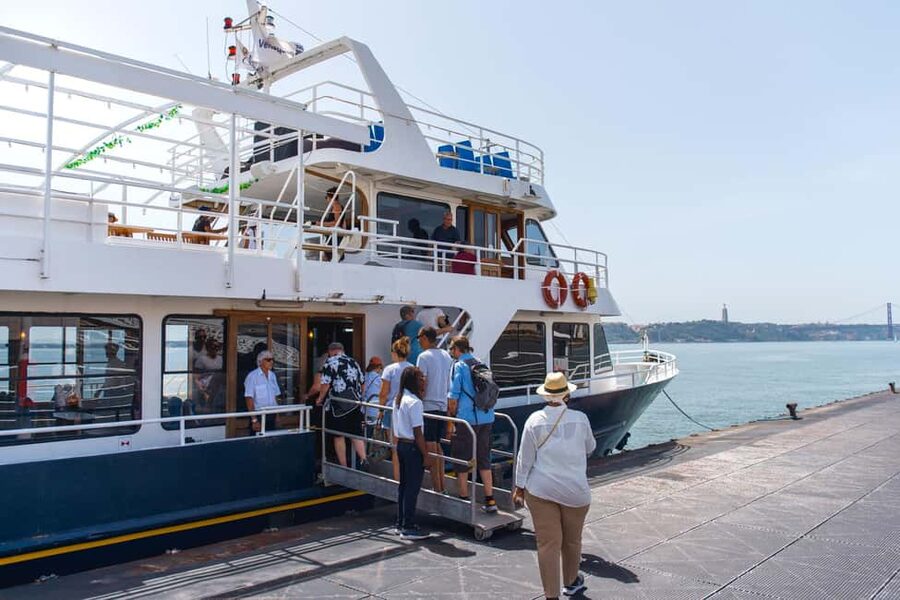 Lisbon: Tagus River Boat Tour with One Drink Included - What you get for around $21