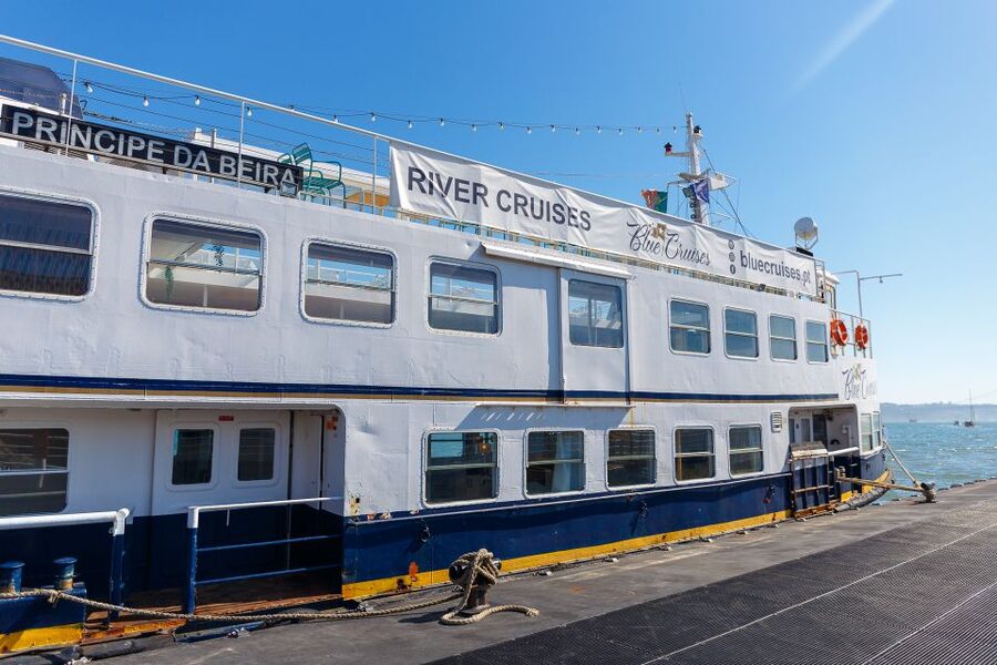 Lisbon: Tagus River Boat Tour with One Drink Included - Sundeck seats, indoor comfort, and wind
