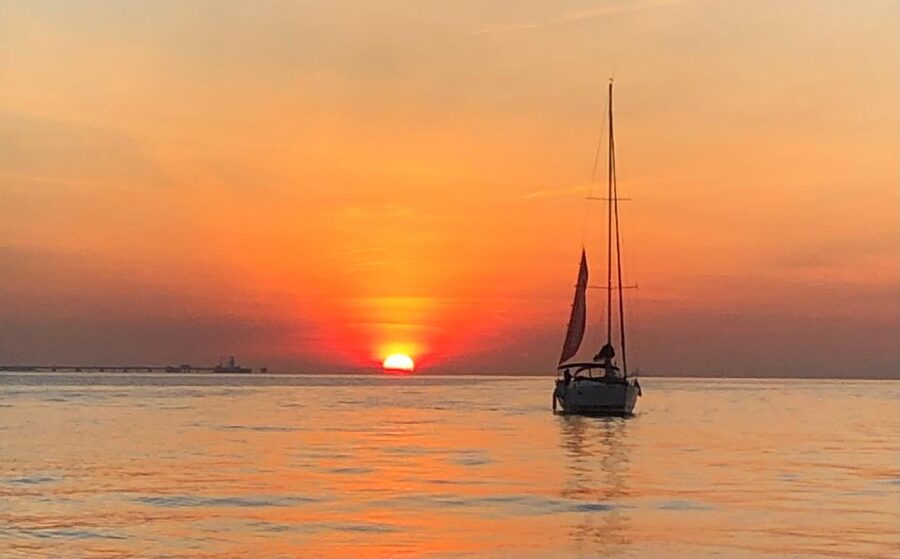 Lisbon: Tagus River Cruise, Morning, Day, Sunset, or Night - Key points to know before you book
