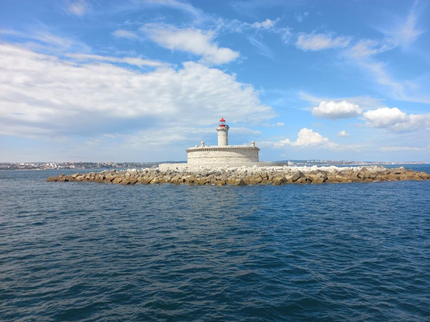 Lisbon: Tagus River Cruise to the Ocean & Dolphin Watching - FAQ