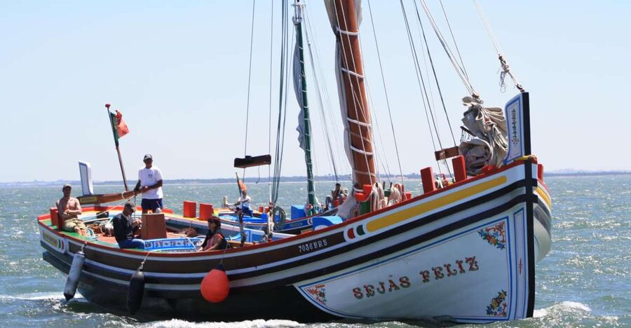 Lisbon: Tagus River Express Cruise in a Traditional Vessel - The first stretch past Lisbon’s old center