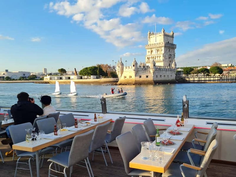 Lisbon: Tejo River Sightseeing Cruise - The view toward Christ the King