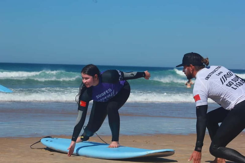 Lisbon: The Surf Instructor - surf lessons with transfer - From Lisbon streets to Praia do Castelo