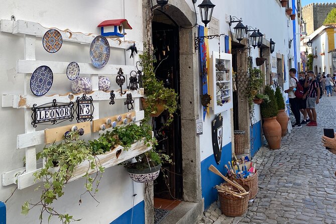 Lisbon to Fatima/Batalha/Nazare & Obidos guided tour 8pax group - Óbidos and the final Ginja treat