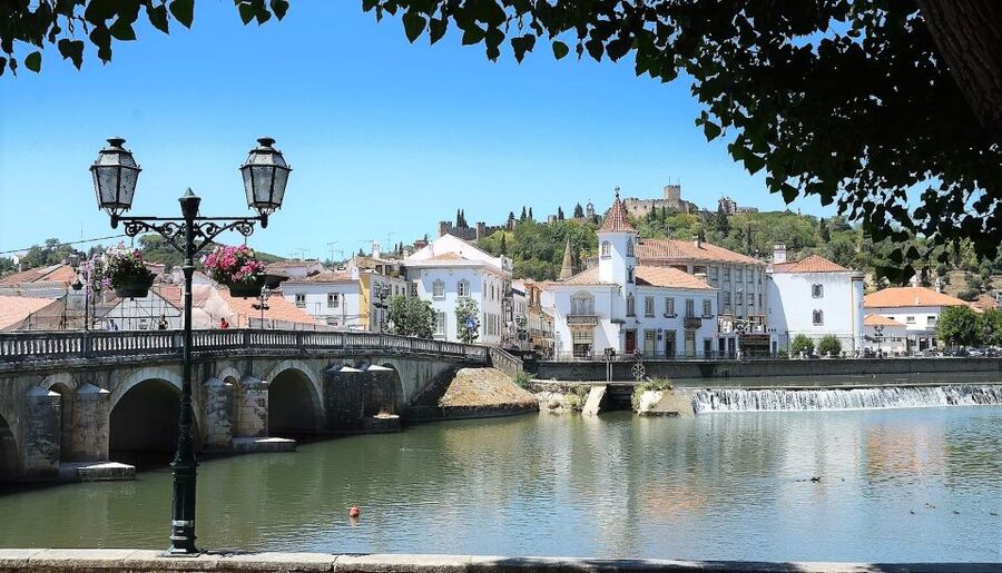 Lisbon: Tomar and Almourol Knights Templar Tour - Santa Maria do Olival and the Templar connection