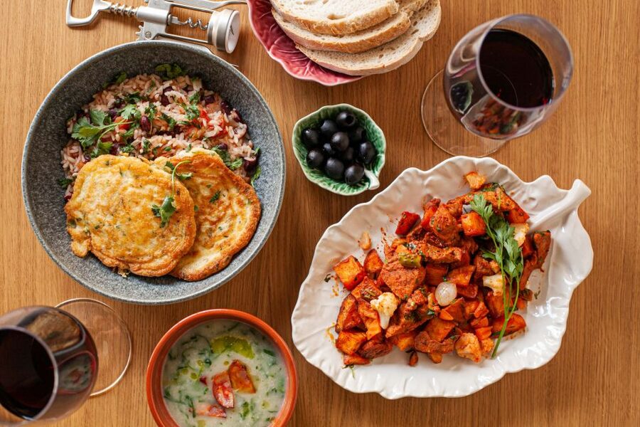 Lisbon: Traditional Portuguese Cooking Class - Four courses, prepared step by step