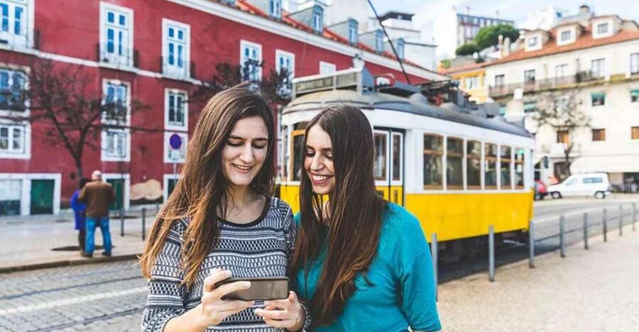 Lisbon: Tram 28 Entry Ticket & Audio Guide with 24-Hour Pass - Using the audio guide without frustration