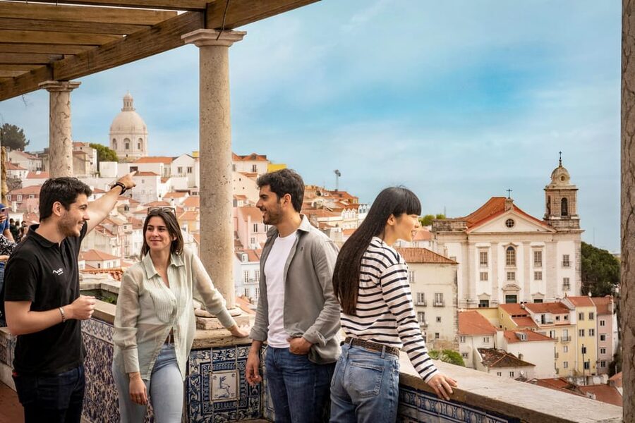 Lisbon: Walking Tour, Belém Neighborhood, Tram and Boat Ride - A smart way to meet Lisbon in four and a half hours