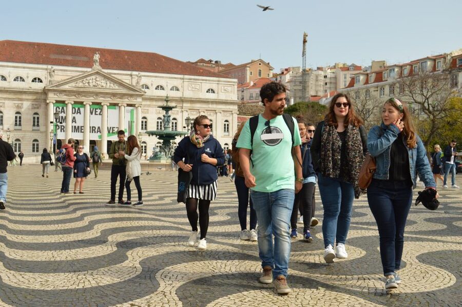 Lisbon: Walking Tour in the Center (Max 12 Participants) - Weather, pace, and what to bring