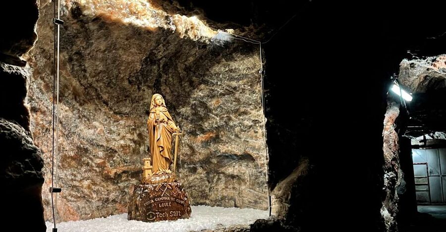 Loulé: St. Barbara Art Collection w/Guided Salt Mine Tour - Klaus Zylla’s 12 bold paintings