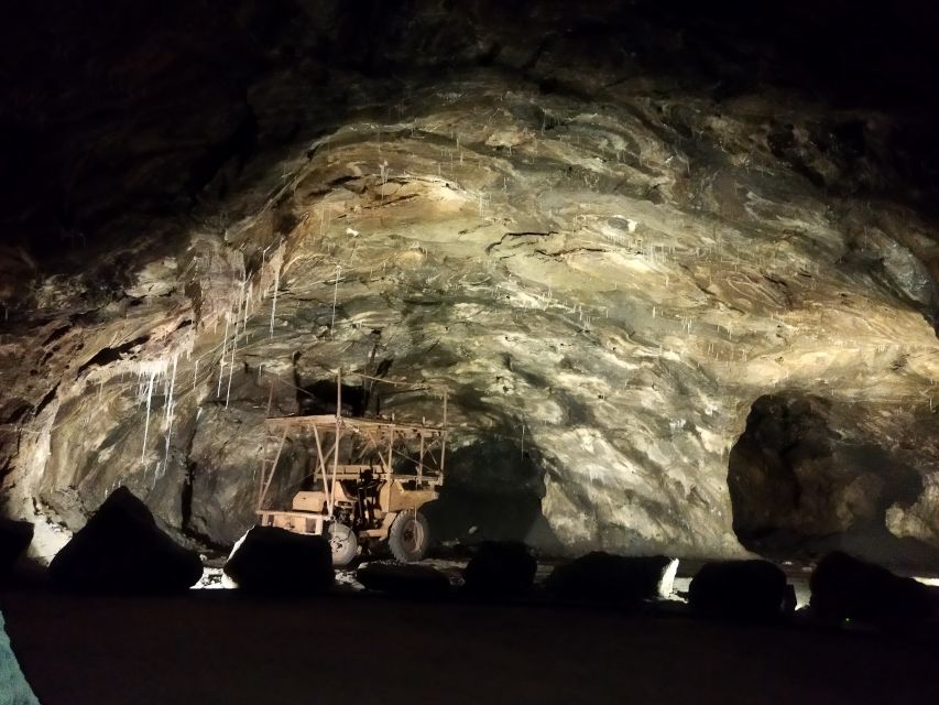 Loulé: TechSalt’s Rock-Salt Mine Tour - Walking through ancient salt chambers