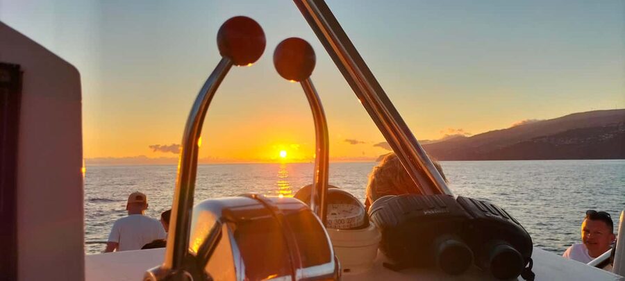 Madeeira: Sunset dinner cruise - Who will enjoy this cruise most?