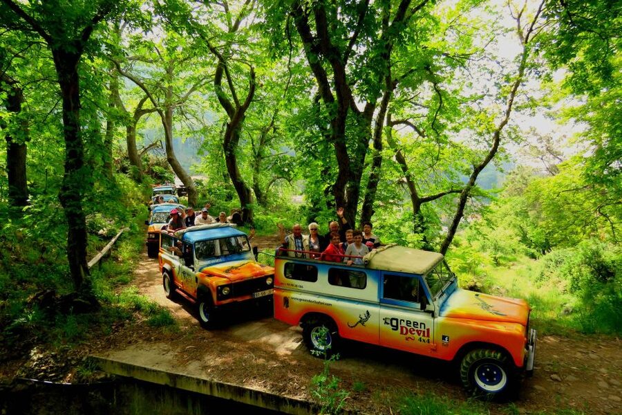 Madeira : Cabo Girao and Camara de Lobo 4WD half-day Tour - Why Cabo Girão makes this half-day tour worthwhile