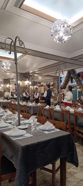 Madeira: Folk Dancing Show and Traditional Local Dinner - A Madeiran night built around food and music