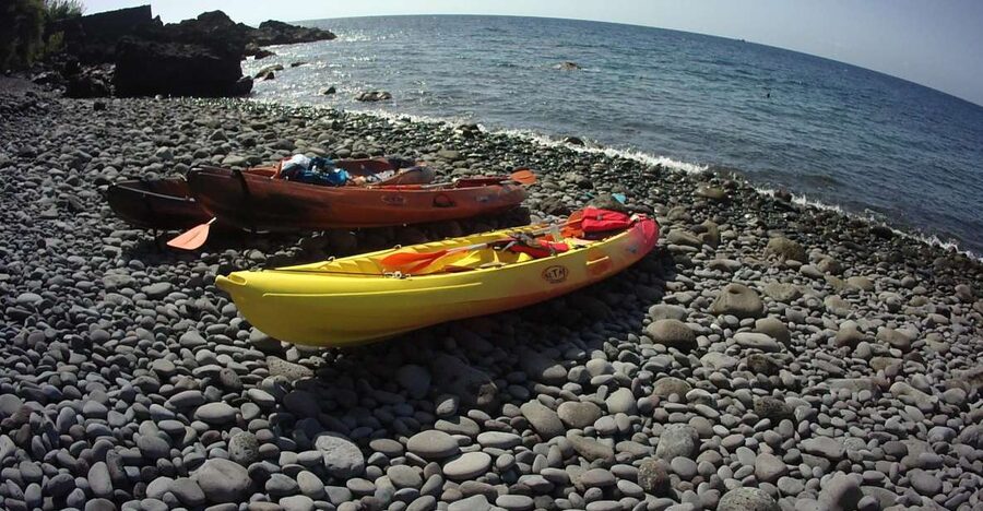 Madeira: Garajau Nature Reserve Kayak and Snorkel Tour - The paddle toward Lazareto