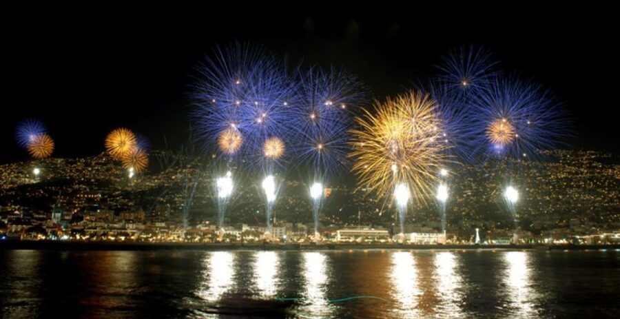 Madeira: New Years Eve Fireworks Catamaran Cruise - Who will enjoy this New Year’s Eve cruise most?