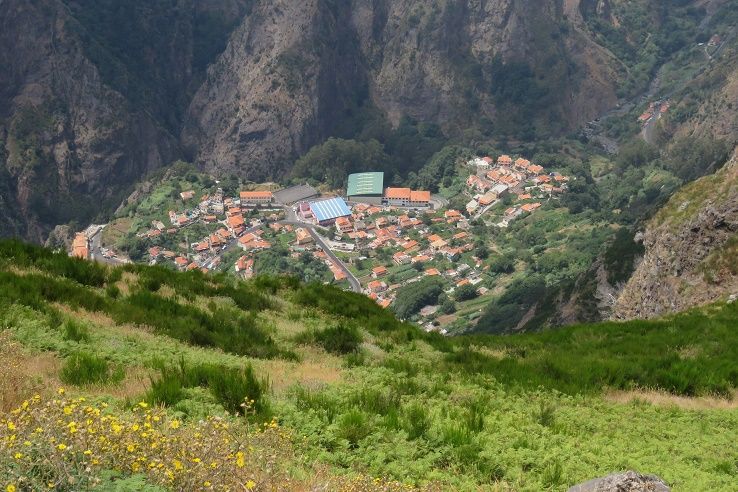 Madeira : Nun's Valleys and Pico Areeiro 4X4 Tour - Who should book this Madeira mountain tour