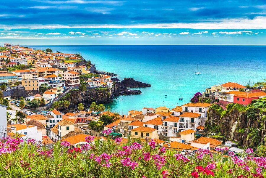 Madeira: Nuns Valley Half-Day Tour - Câmara de Lobos and Churchill’s Painting Spot