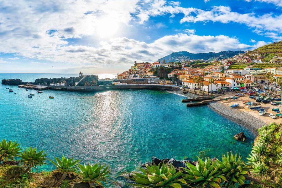 Madeira: Nuns Valley Half-Day Tour - The Road Down Into Curral da Freiras