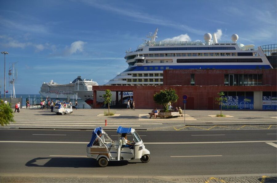 Madeira: Private Funchal City Tour in a Tukxi - Quinta das Cruzes and São Pedro